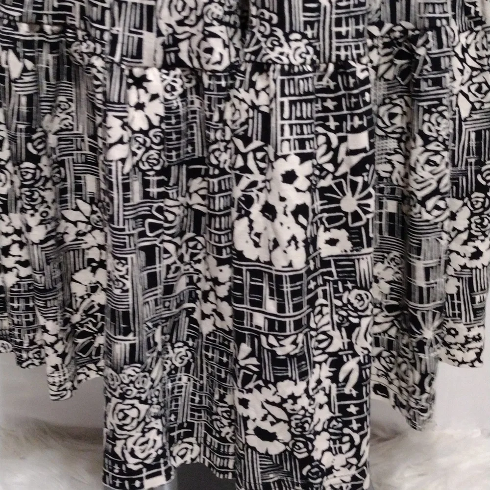 NWT Maeve Catalina Black Floral Tiered Maxi Dress Small Elegant Chic MSRP $138 - Picture 12 of 17
